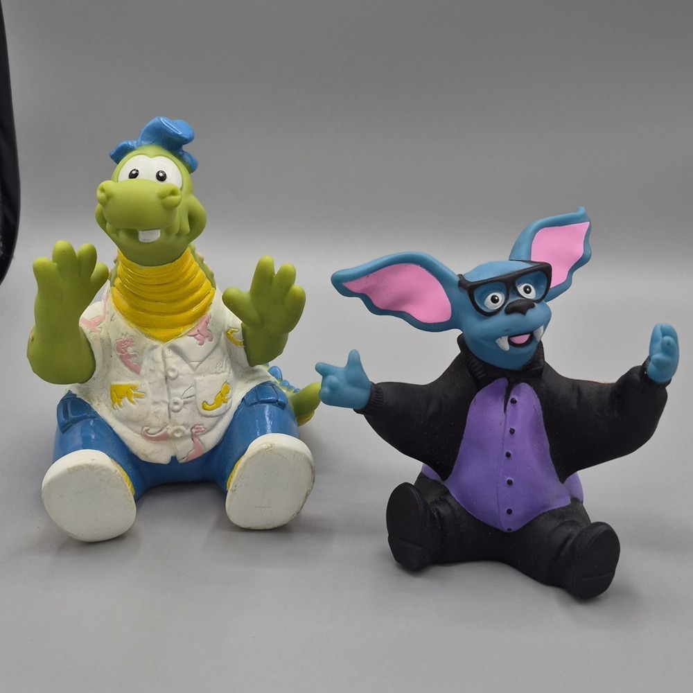 1990 Eurekas Castle Hand Puppets Lot of 2